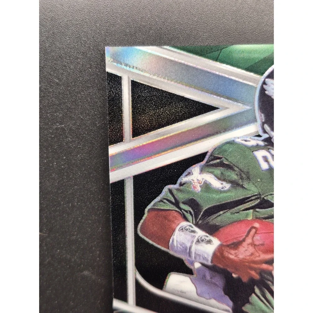 2024 Panini Spectra Mike Quick #SIG-MQK‎ Silver Prizm Autograph /199 (AU) Eagles